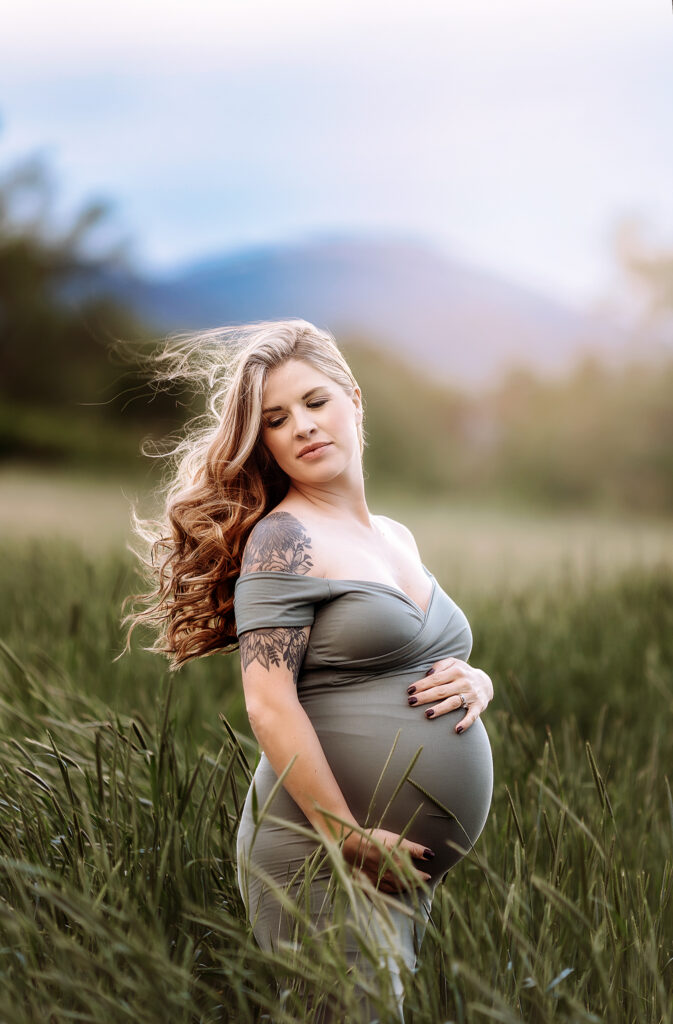 spring maternity photographer in denver