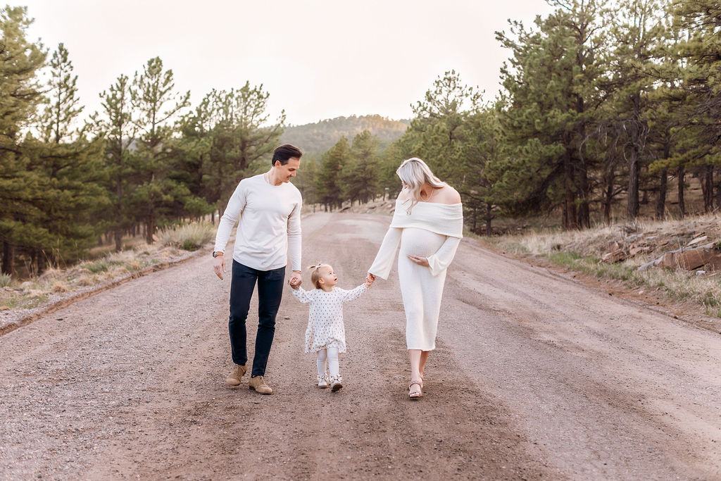 Fort Collins maternity photographer captures growing family with toddler